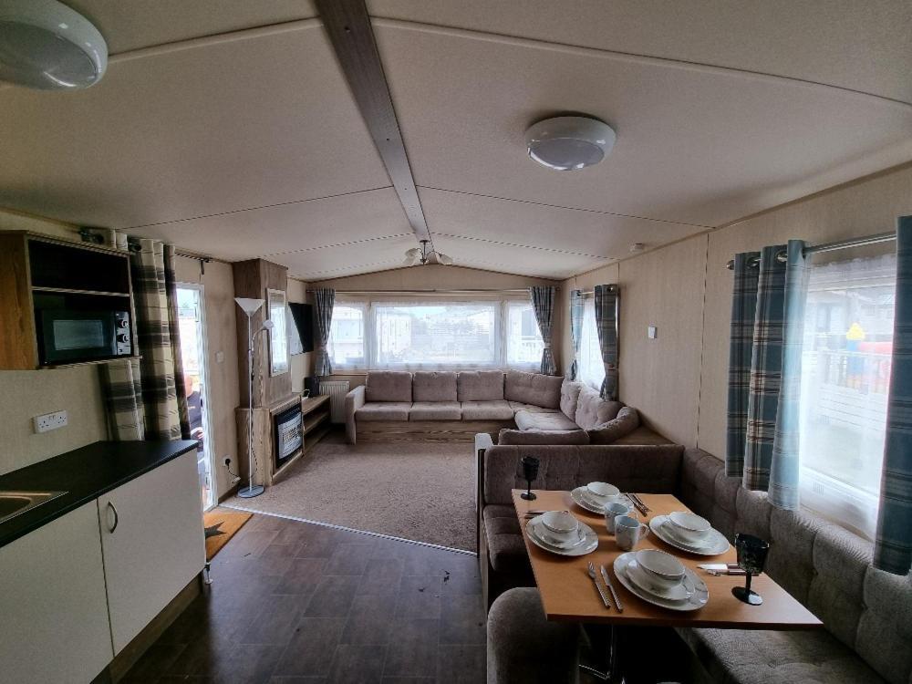 Willow-Static Caravan On Holiday Park Near Margate, Kent Hotel Birchington-on-Sea Exterior photo